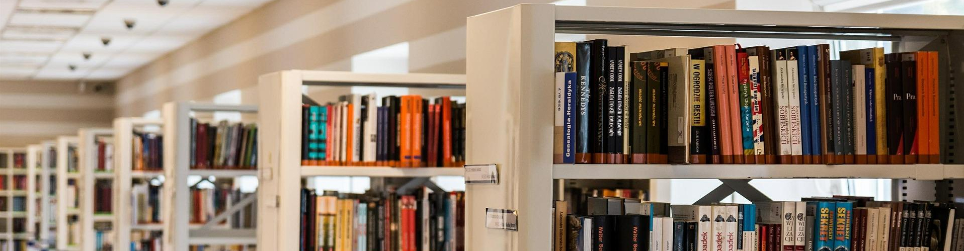library-488690_1920